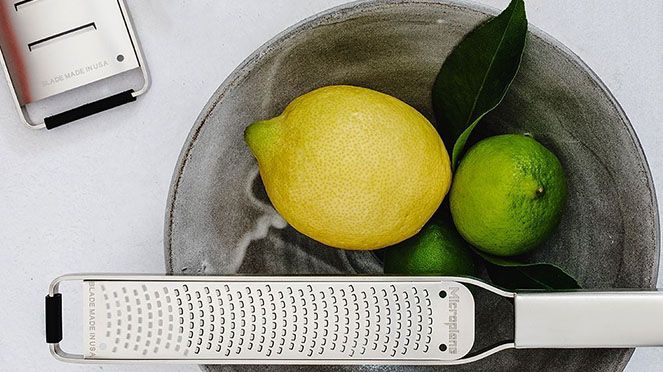 
                    Zester grater pro with photochemically etched cutting edges