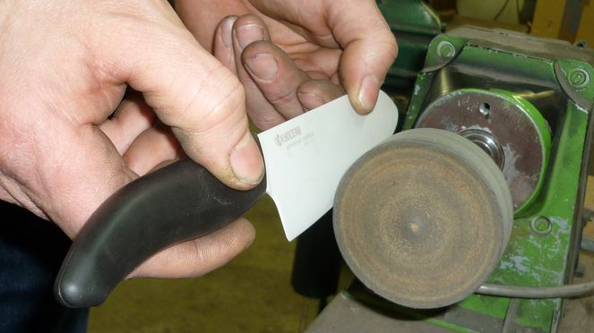 
                    resharpening of Kyocera Santoku