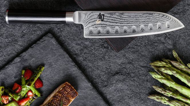 
                    Santoku affilatura alveolare, lama d'acciaio damasco