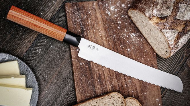 
                    Red Wood Brotmesser von Kai