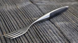 Table culture, swiss steak fork