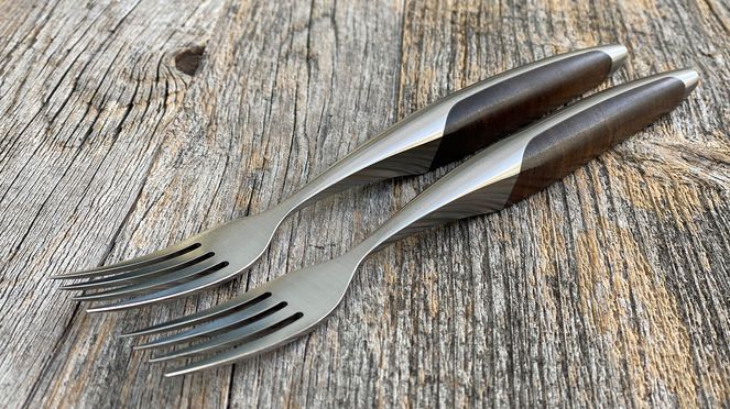 
                    Steakgabel Set Walnuss von sknife Biel