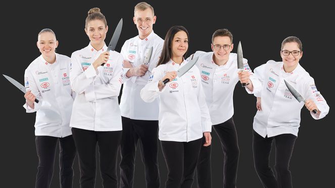 
                    Le couteau à tomates est utilisé par l'équipe nationale junior des cuisiniers